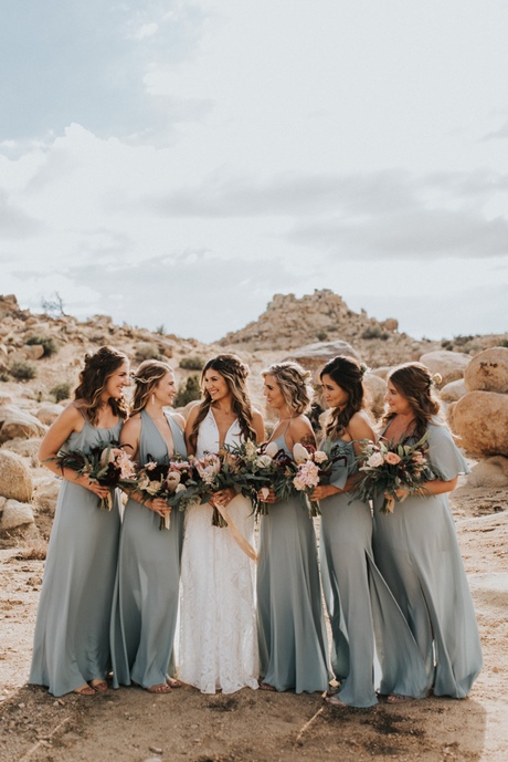 Vestidos de novia y damas 2021