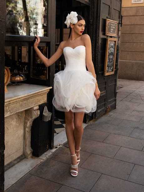 Vestidos de novias 2021 cortos