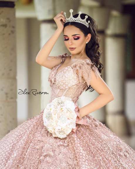 Vestidos de quinceañera modernos 2021