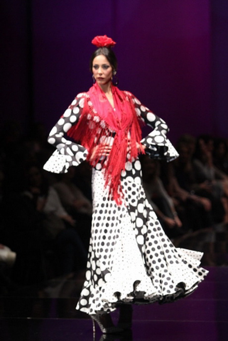 Trajes de flamenca pilar vera 2016