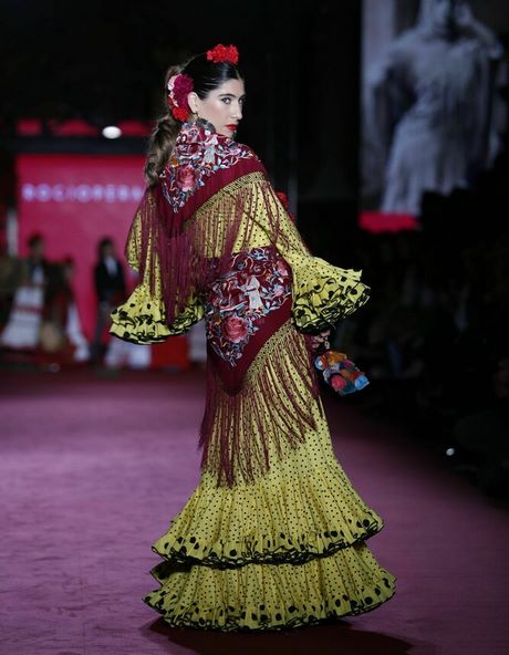 Desfile de trajes de flamenca 2020