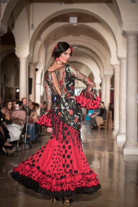 Desfile de trajes de flamenca 2020
