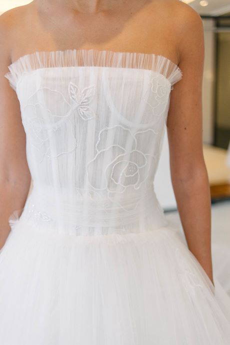 Vestidos de novia carolina herrera 2020