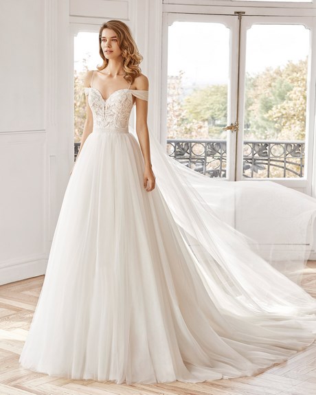 Vestidos de novia corte princesa 2020