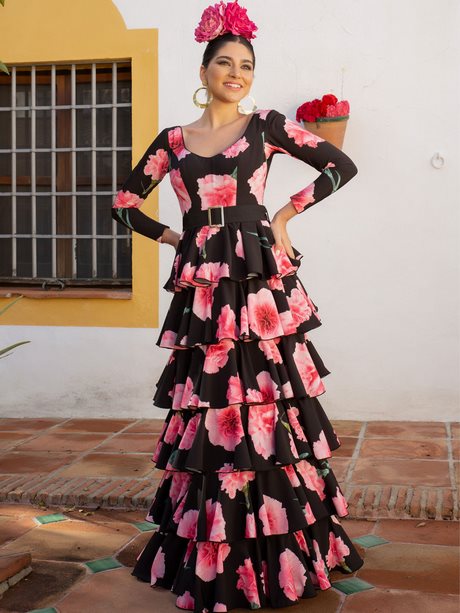 Colección de trajes de flamenca 2023
