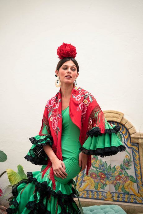 Complementos de gitana 2023