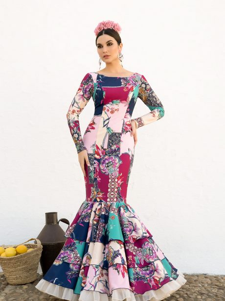 Colección de trajes de flamenca 2022