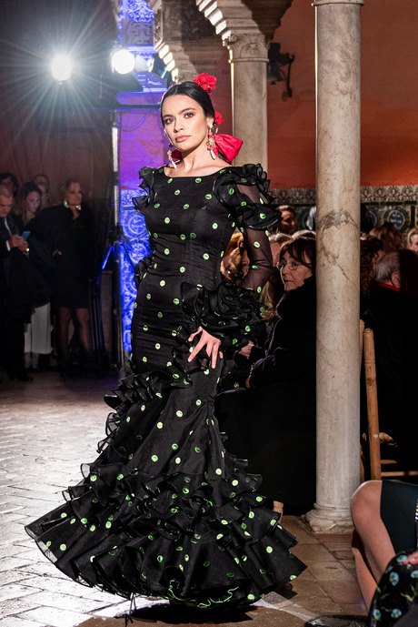 Lina trajes de flamenca 2022