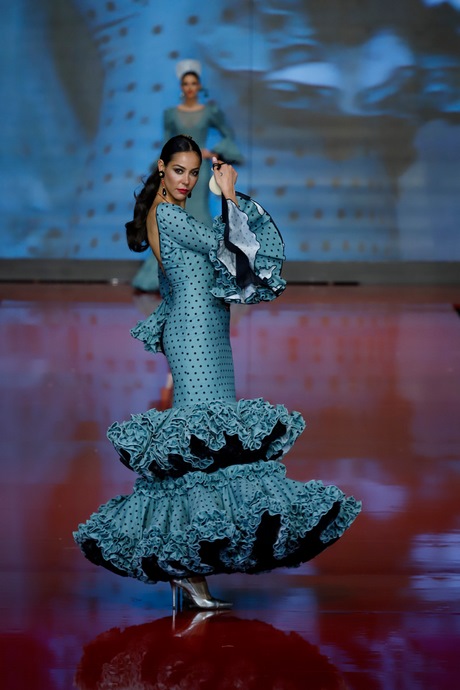 Lina trajes de flamenca 2022