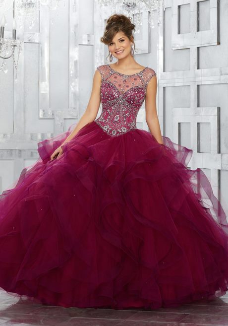Moda de vestidos de 15 años 2022