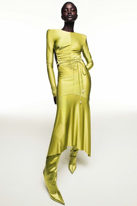 Modelo de vestidos para gorditas 2022