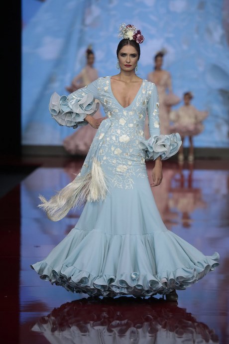 Trajes de flamenca lina 2022