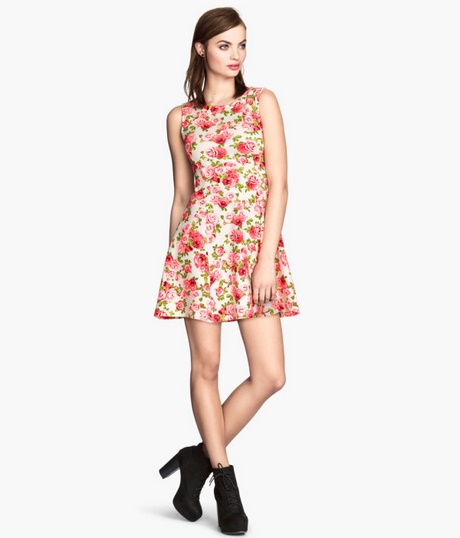 Modas de vestidos para jovenes