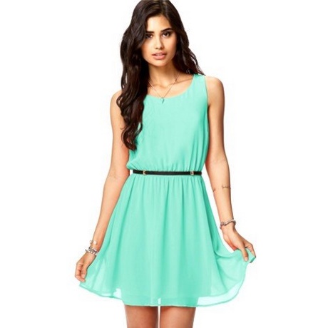 Modas de vestidos para jovenes