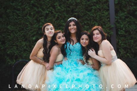 Damas de quinceañera