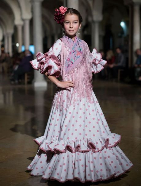 Trajes de flamenca para niñas 2019