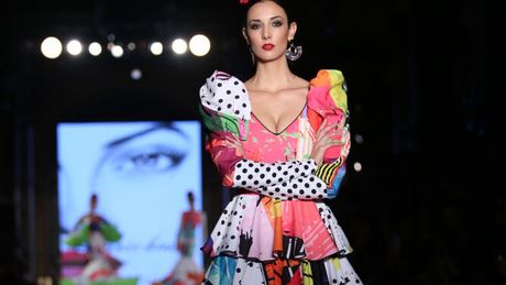 Vestidos cortos de flamenca 2019