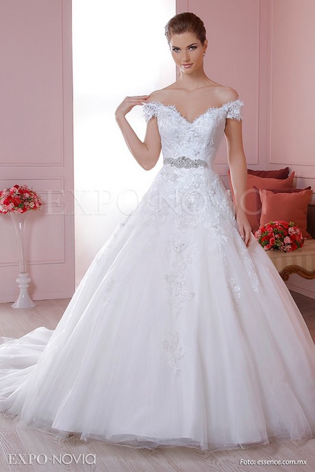 Vestidos de novia 2019 corte princesa