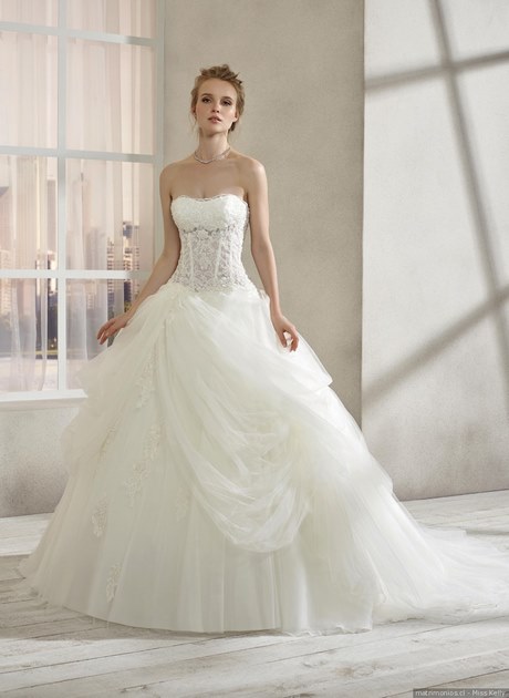 Vestidos de novia 2019 corte princesa