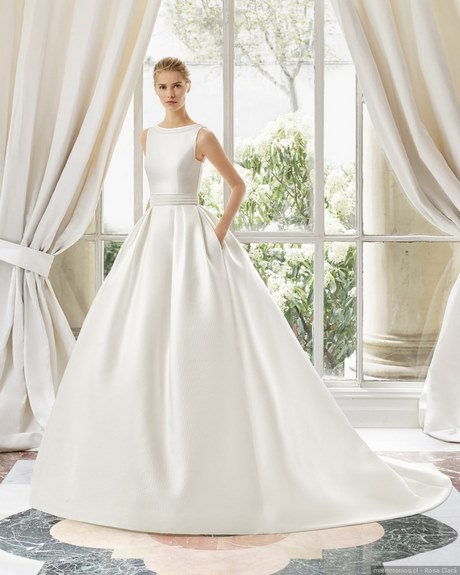 Vestidos de novia 2019 corte princesa