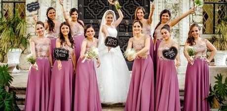 Vestidos de novia con damas de honor