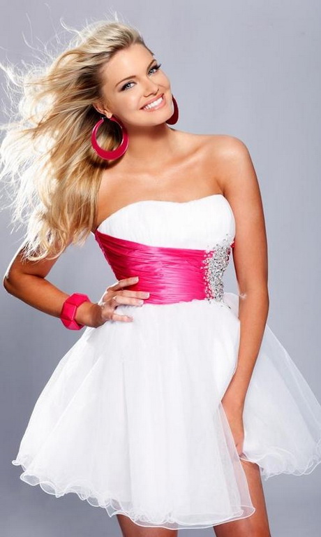 Vestidos de 15 añeras cortos