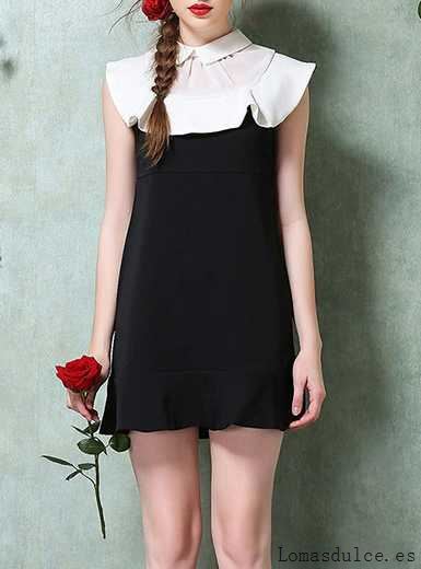 Vestido negro con cuello blanco