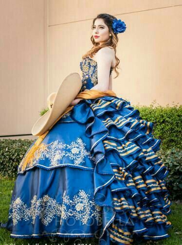 Imagenes de vestidos charros para 15 años