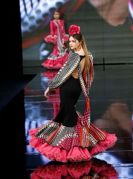 Moda andaluza mujer