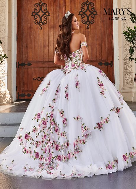 Quinceanera dress stores near me