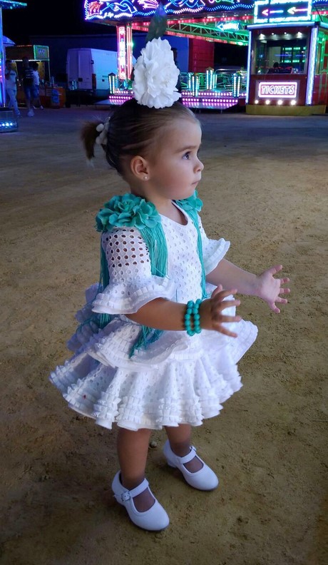 Traje de gitana niña