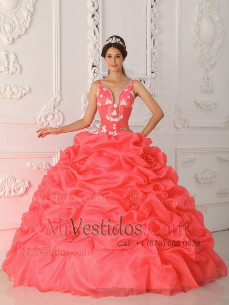 Vestidos de quinceañera color coral