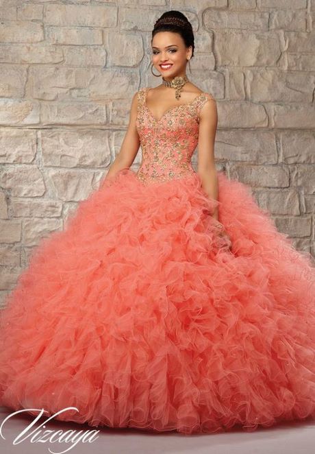 Vestidos de quinceañera color coral