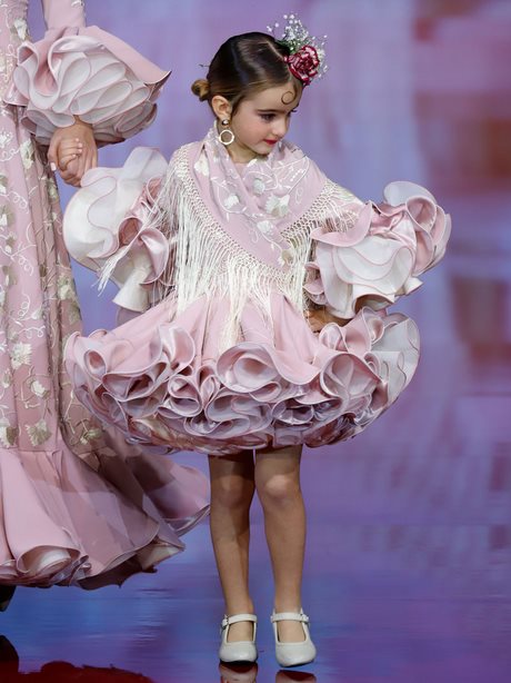 Trajes de gitana niña 2022