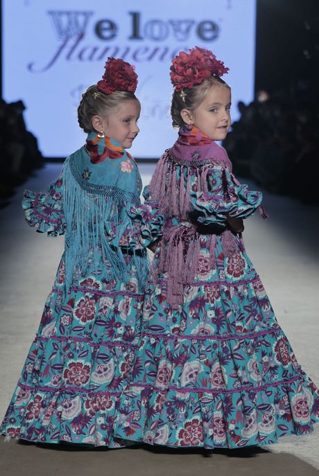 Trajes de gitana para niña 2022