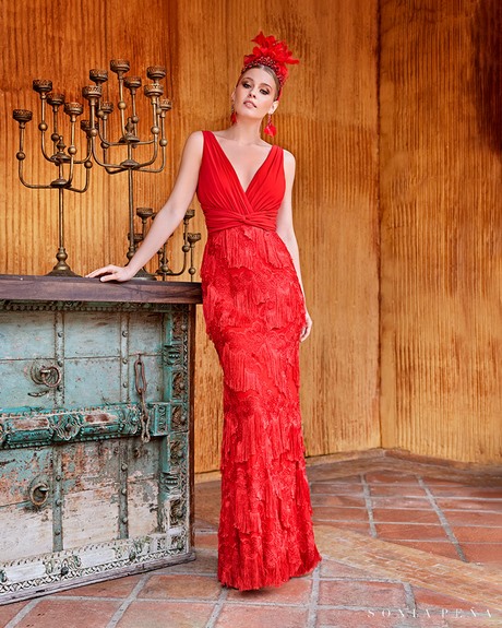 Vestido rojo cocktail 2022