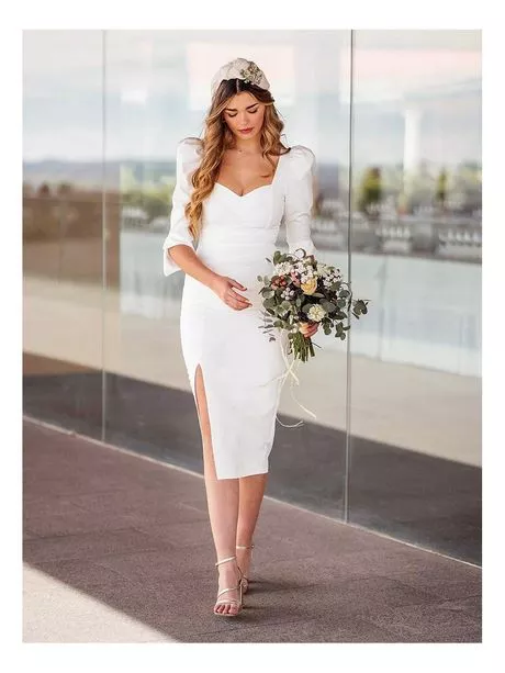 Vestido de novia por lo civil 2023