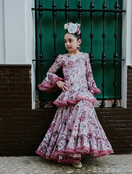 Vestidos de flamenca de niña 2023