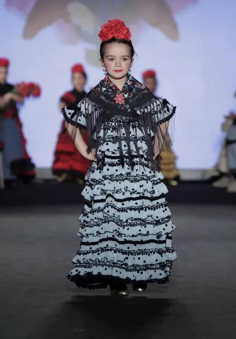 Vestidos flamenca niña 2023