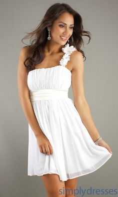 Imagenes de vestidos cortos blancos