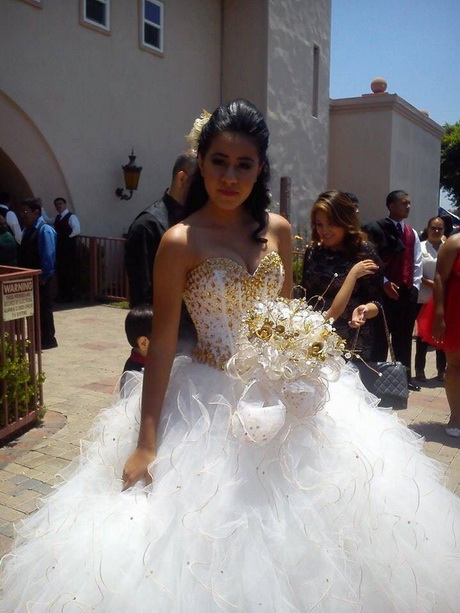 White and gold quinceanera dresses