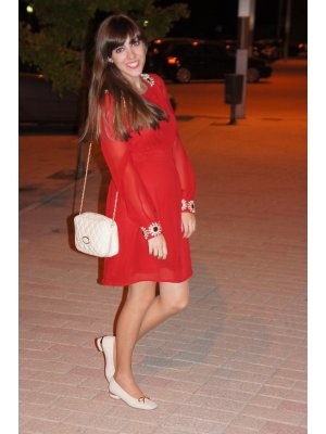 Outfit vestido rojo