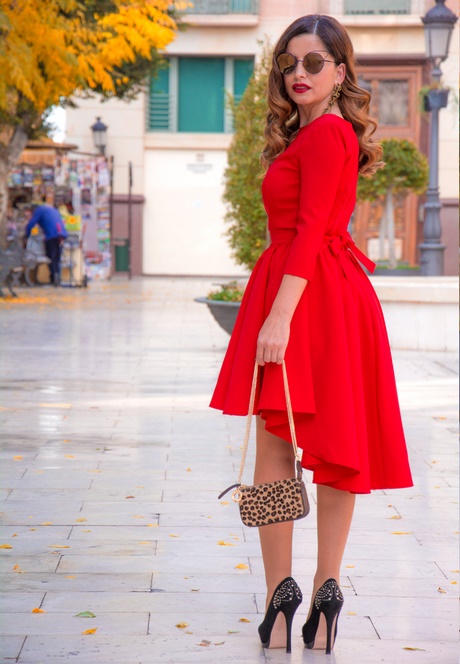 Outfit vestido rojo