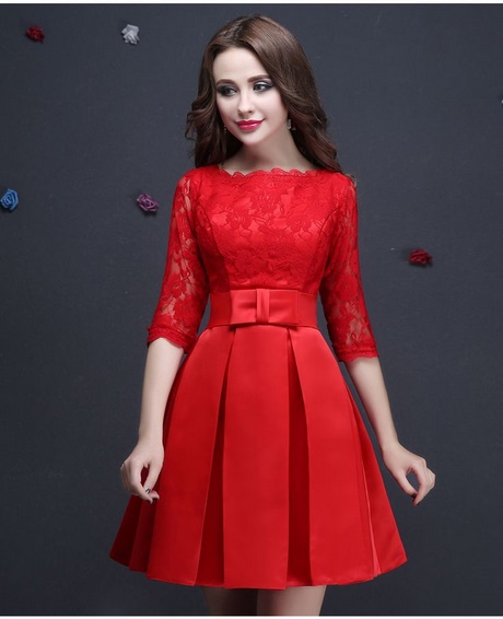 Vestidos de encaje cortos rojos