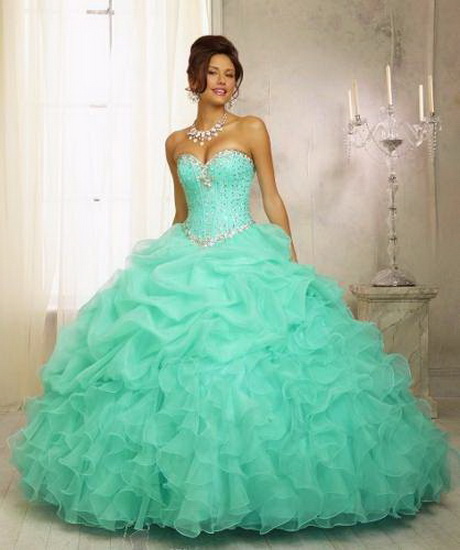 Colores de vestidos de 15 años 2017