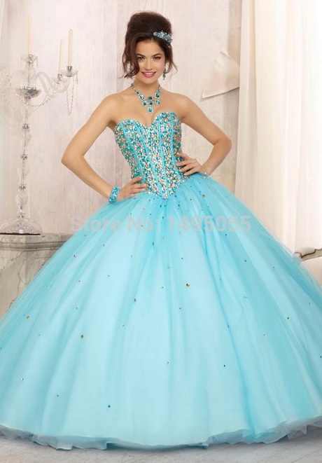 Vestidos modernos de 15 años 2017