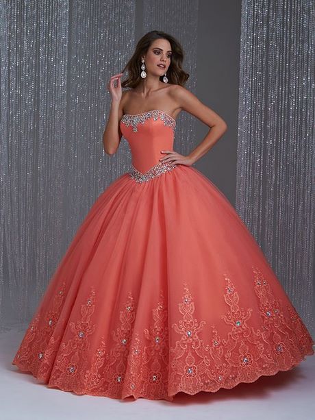 Vestidos de 15 años coral